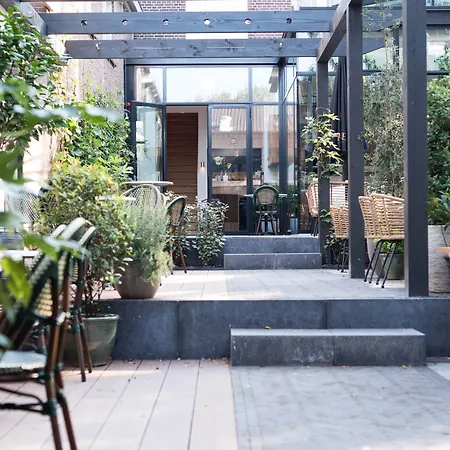 Ysbrantsz Boutique 3*