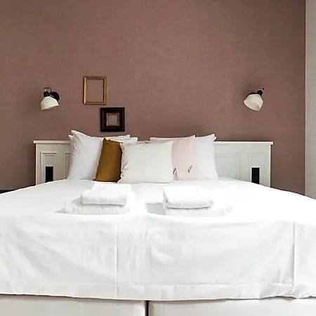 فندق Ysbrantsz Boutique 3*